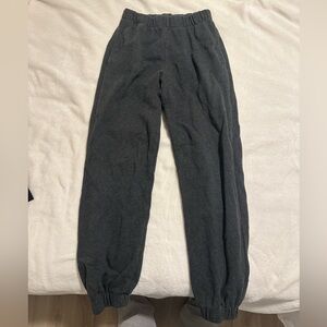 Brandy Melville Rosa Sweatpants